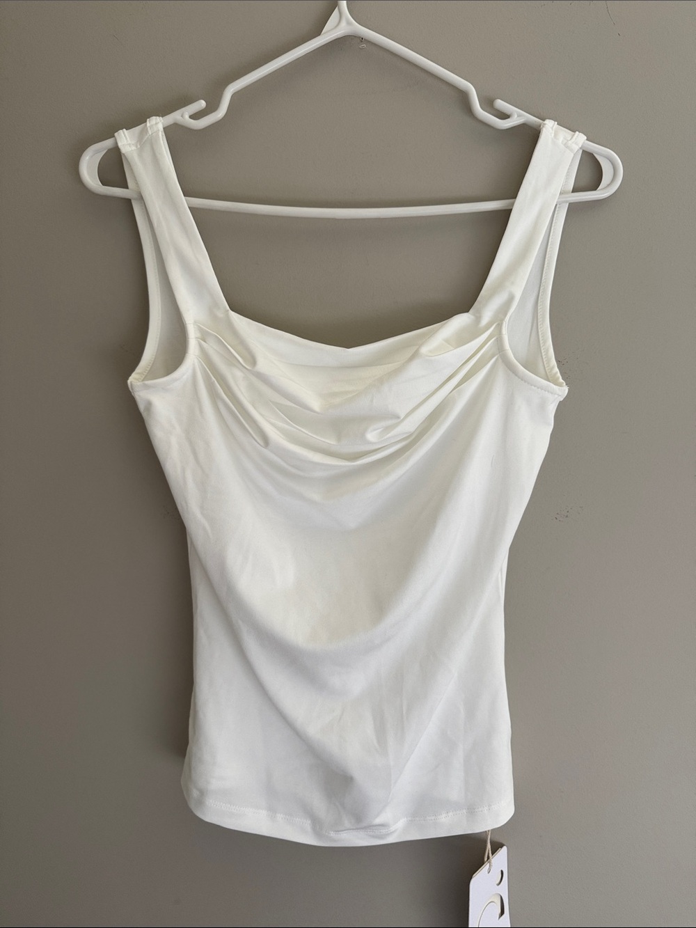 COMMENSE DRAPED TANK TOP (NWT)